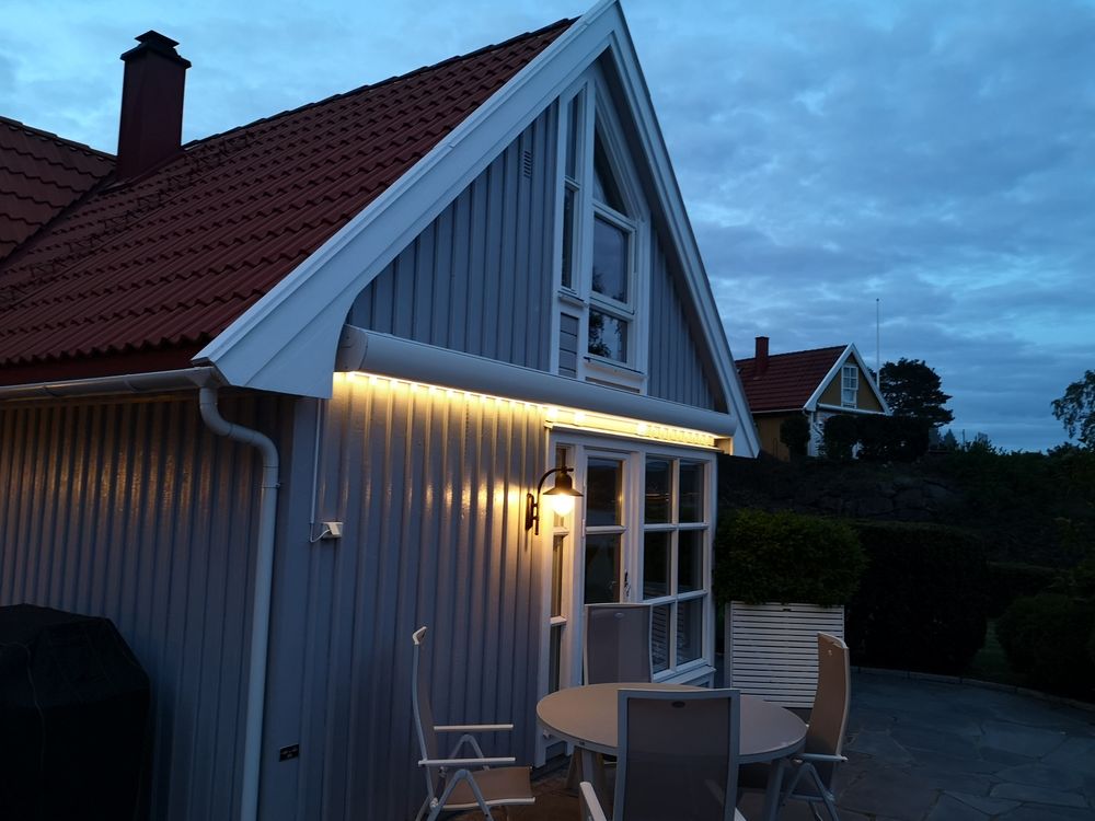 Kassettmarkise m ledlys, Bredde  260-350 cm x 210 utfall