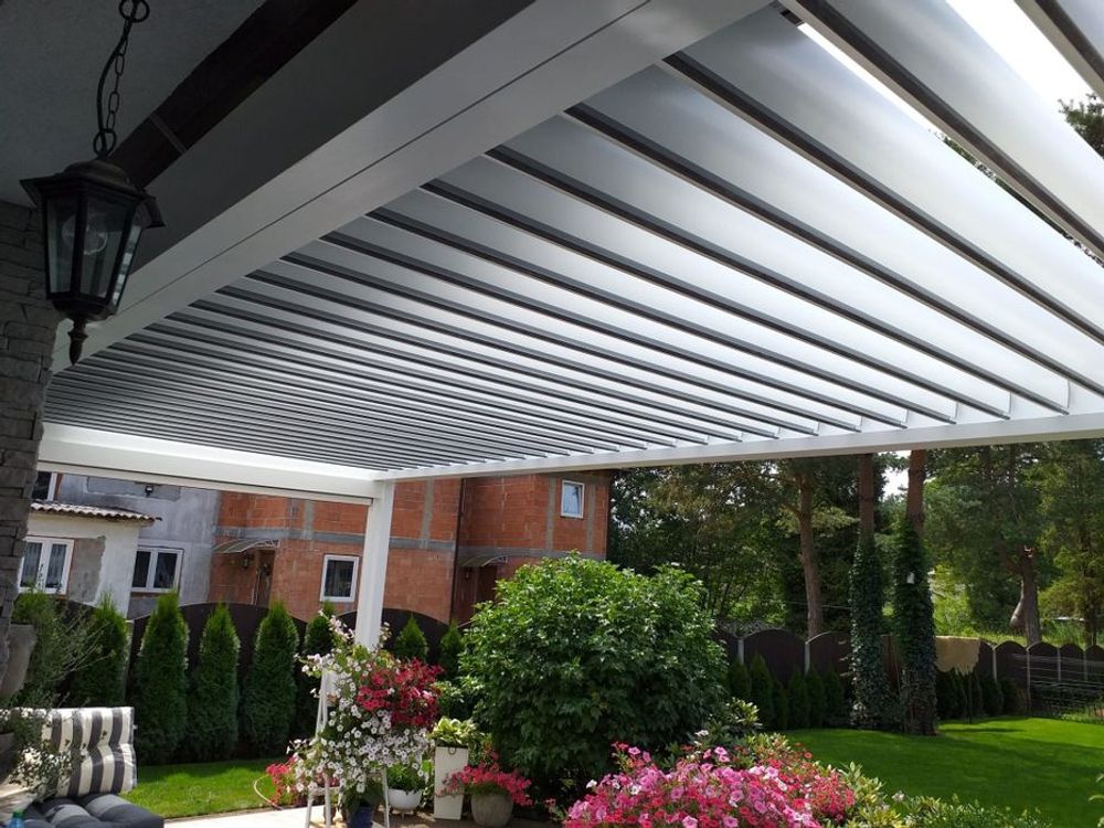 Pergola hvit 350 / 250 / 340 cm (B/H/L)